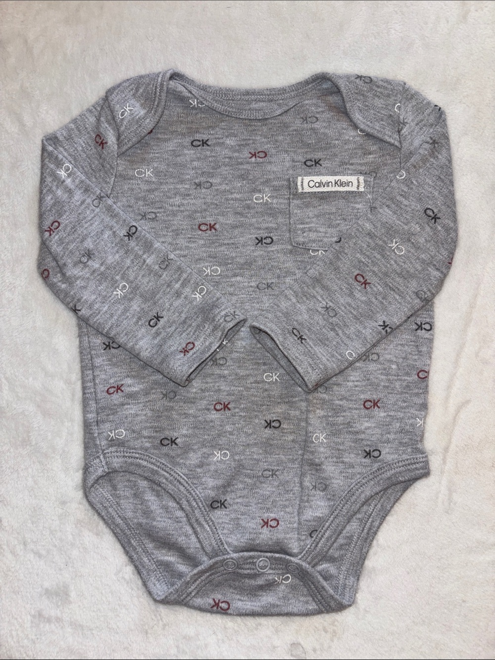 Calvin Klein Gray Long-Sleeve Logo Baby One-Piece 3-6 months